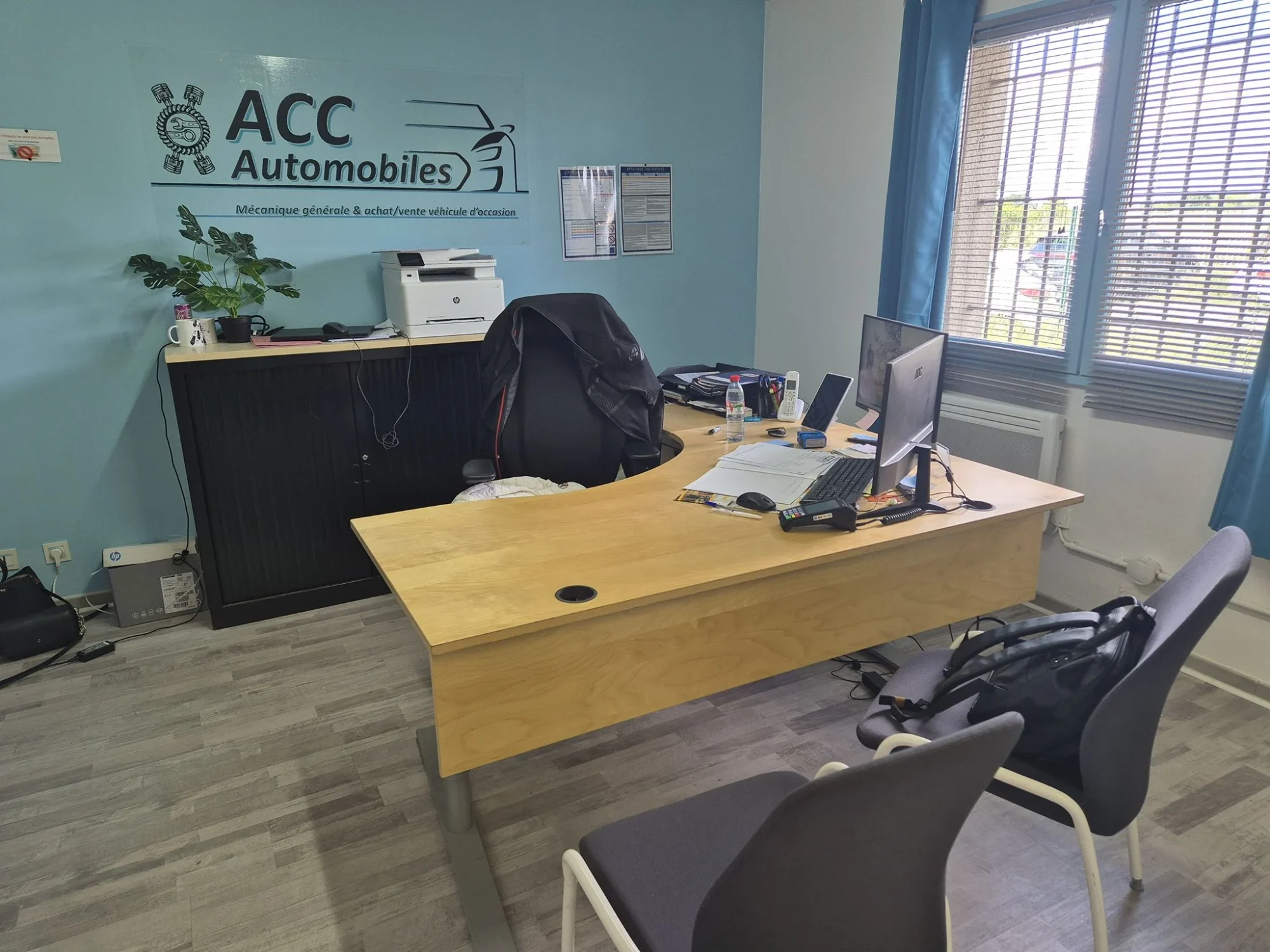 bureau acc automobiles